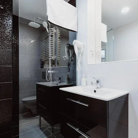 Z14 Boutique - Old Town Aparthotel