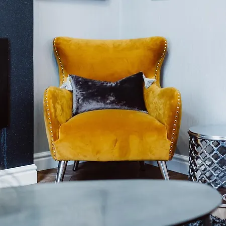 Z14 Boutique - Old Town Apartmanhotel
