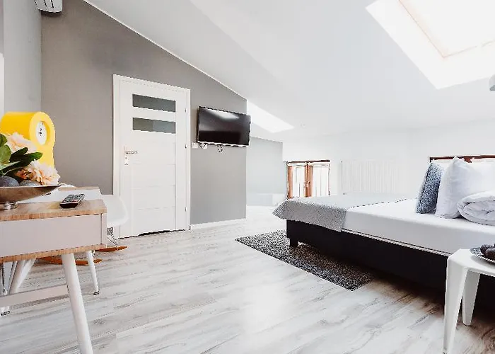 Z14 Boutique - Old Town 4*