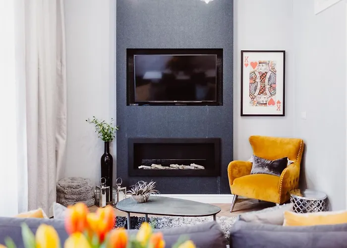 Z14 Boutique - Old Town Aparthotel