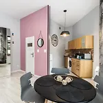 Z14 Boutique - Old Town Aparthotel